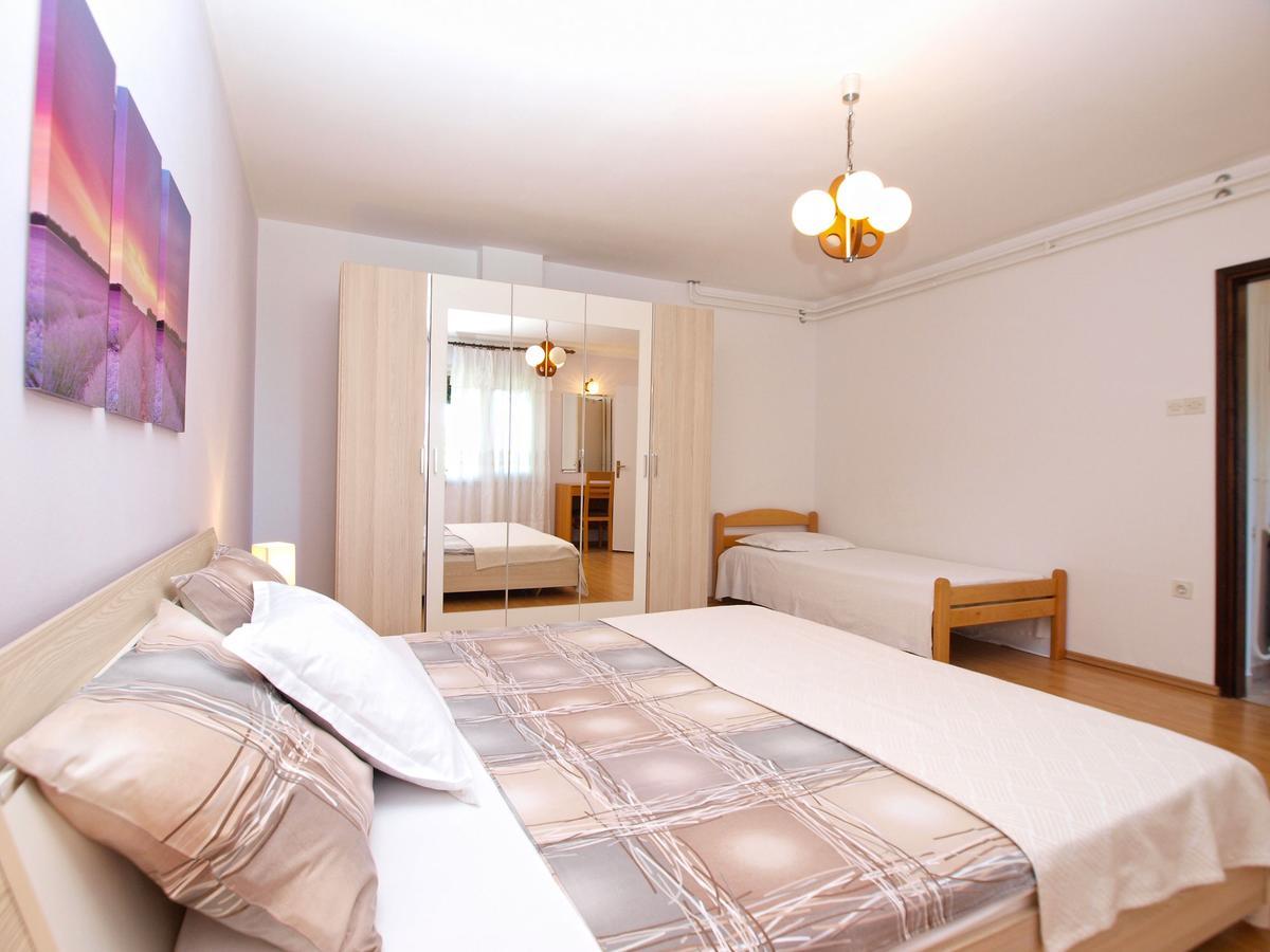 Apartment Nevenka 1482 Медулин Экстерьер фото